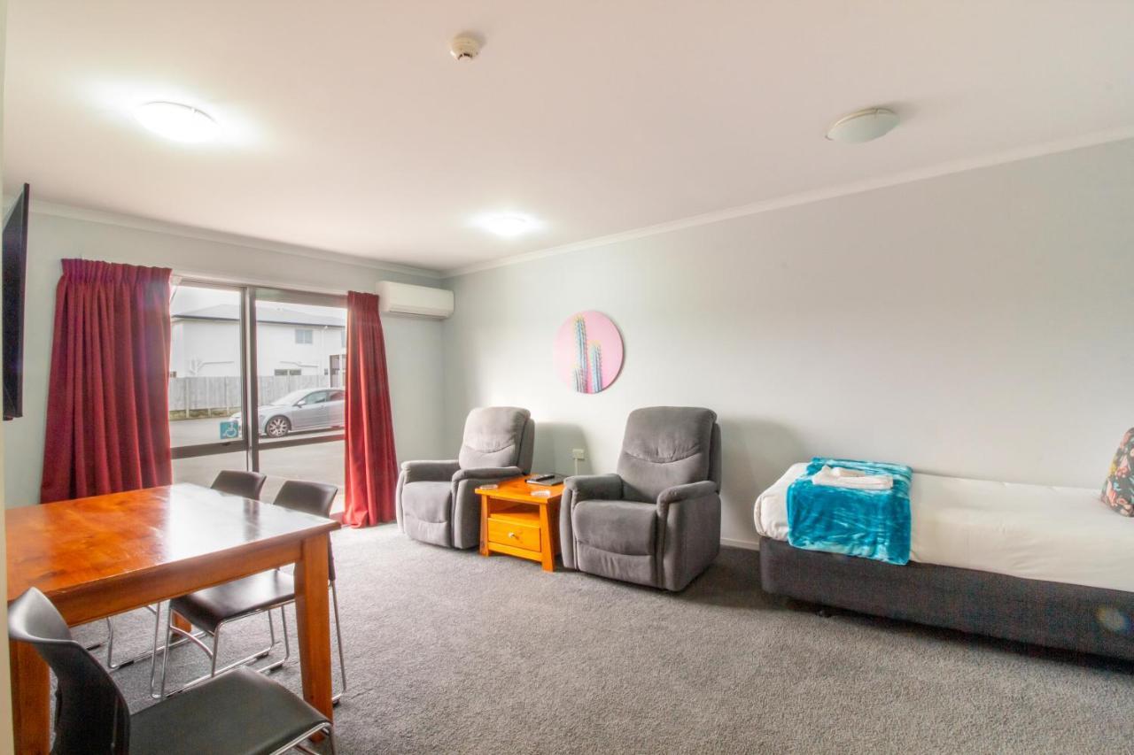 Bks Premier Motel Esplanade Lower Hutt Buitenkant foto