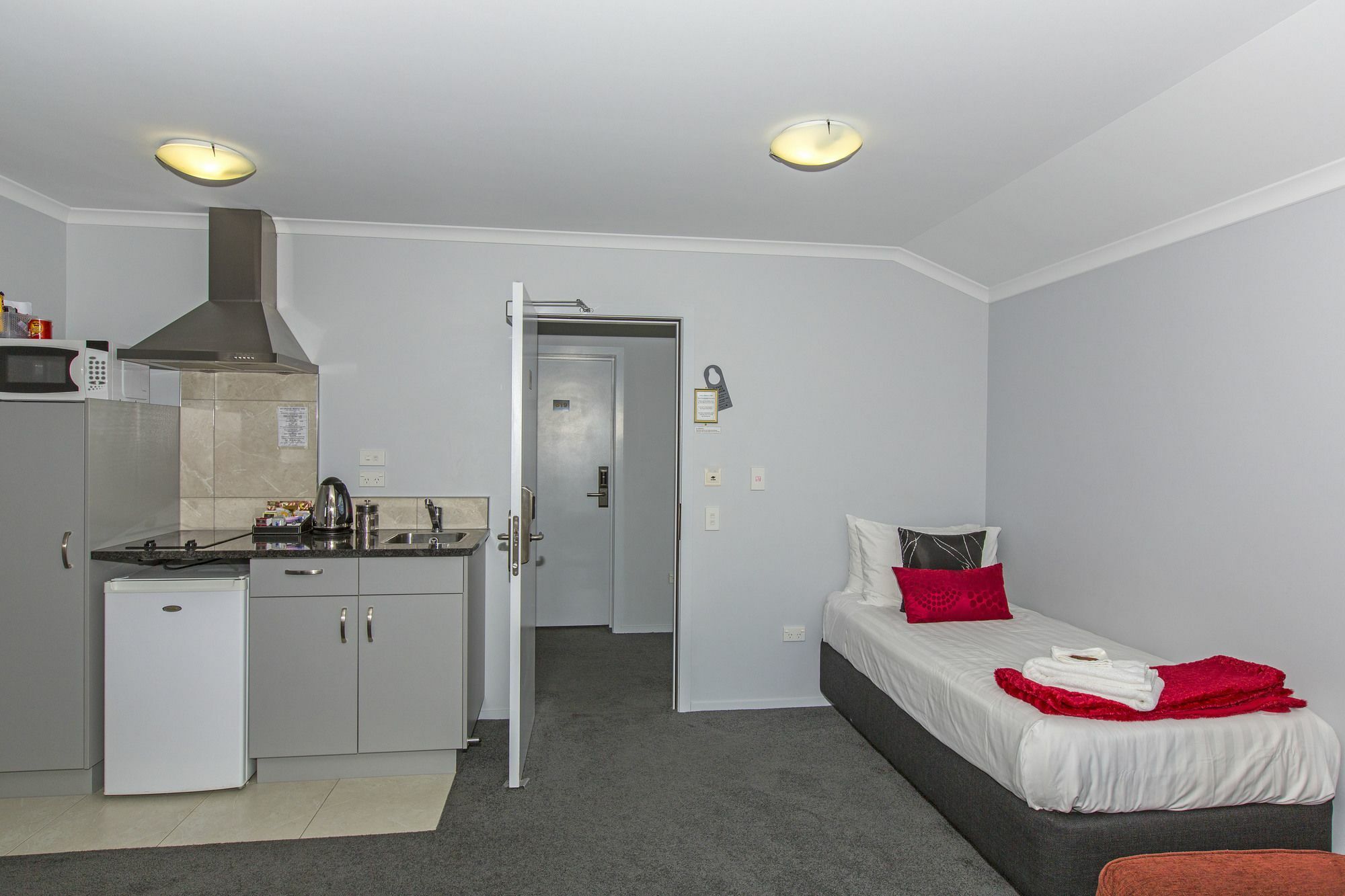Bks Premier Motel Esplanade Lower Hutt Buitenkant foto