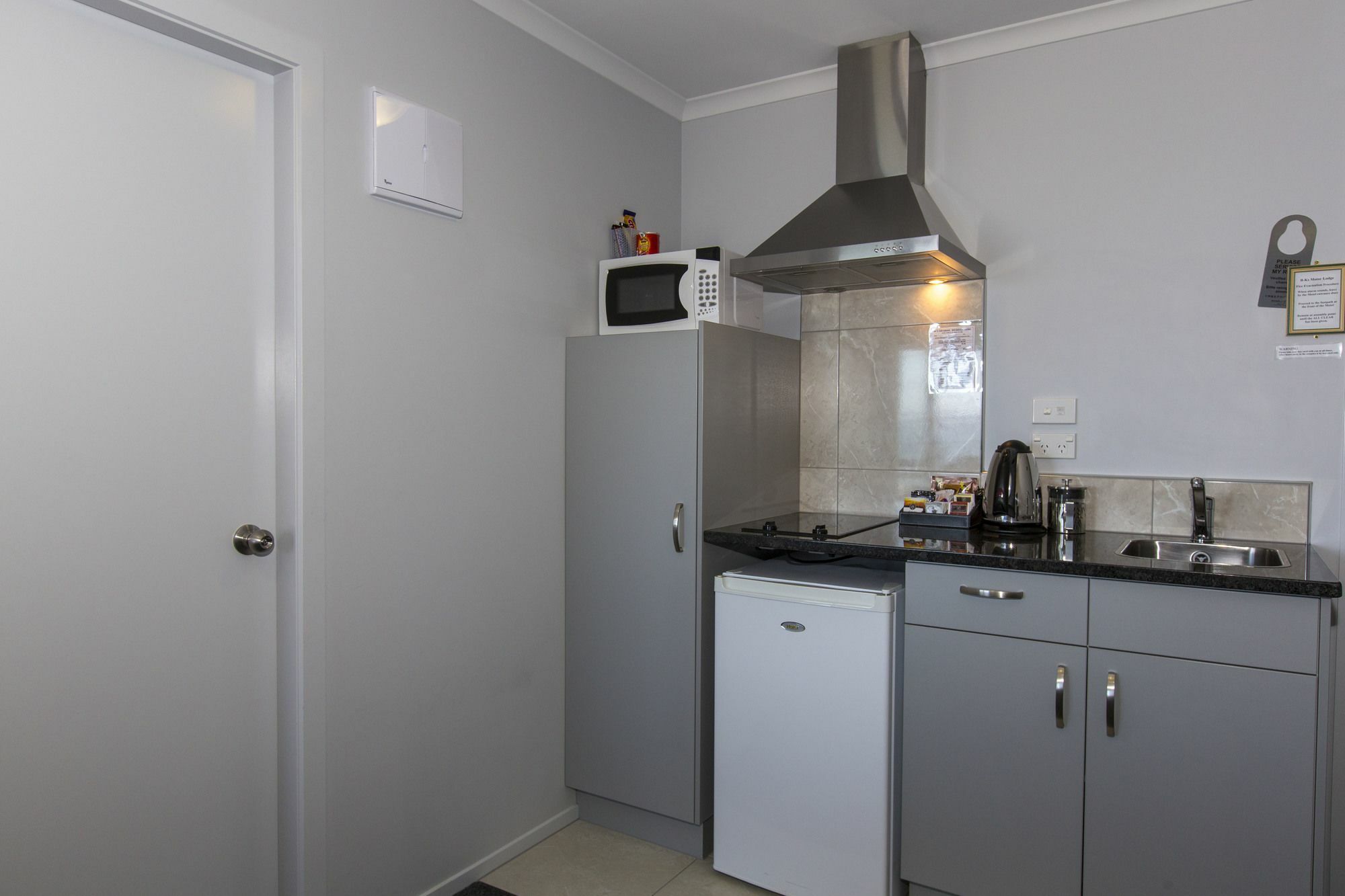 Bks Premier Motel Esplanade Lower Hutt Buitenkant foto